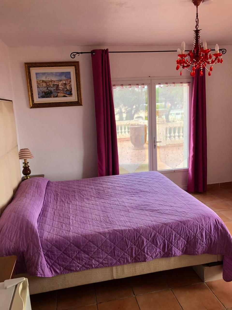 Hotel Martinengo Sainte-Maxime Bagian luar foto