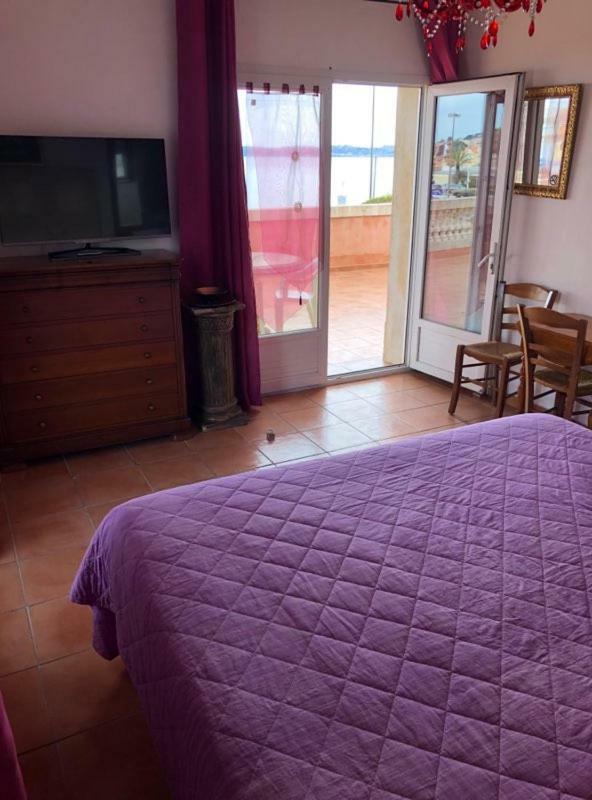Hotel Martinengo Sainte-Maxime Bagian luar foto