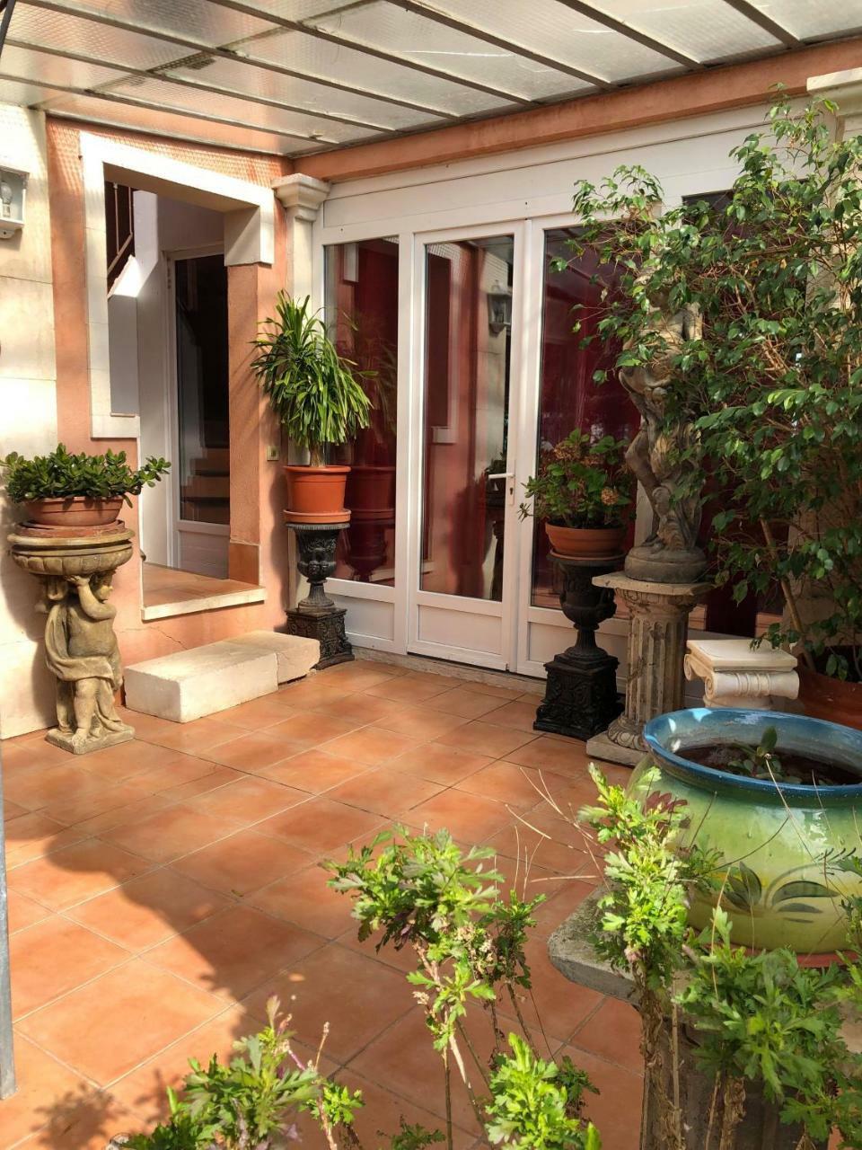 Hotel Martinengo Sainte-Maxime Bagian luar foto